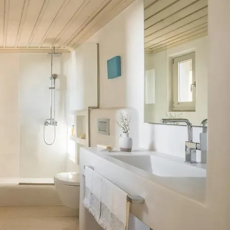 With Stunning View In Mykonos Villa *