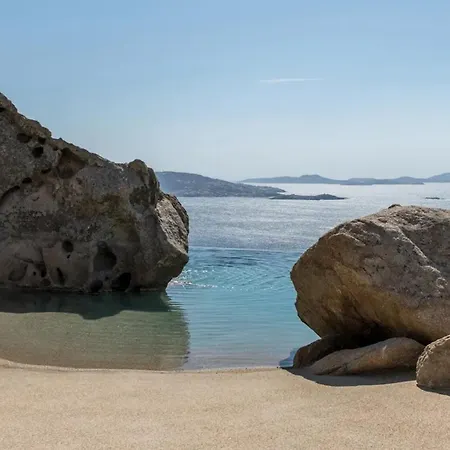 With Stunning View In Mykonos Megali Ammos (Mykonos)