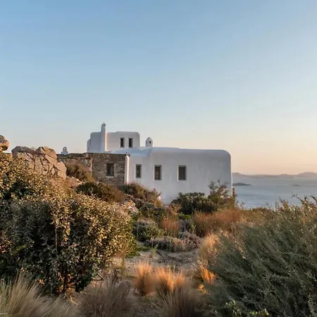 With Stunning View In Mykonos Megali Ammos (Mykonos)